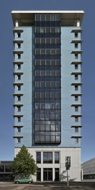 Berlin_Building008_1x2